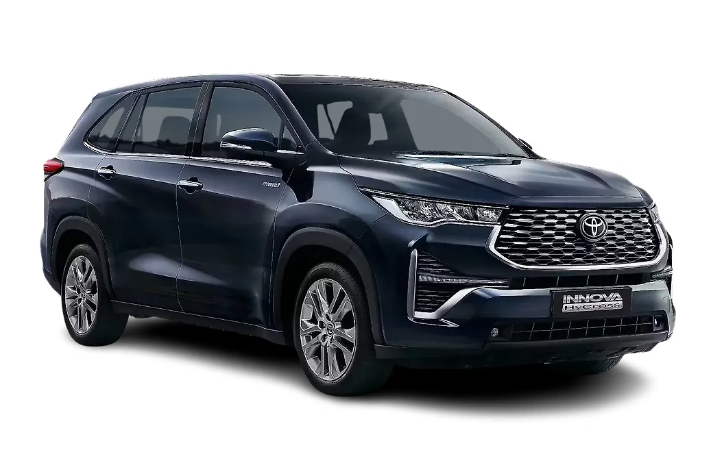 Toyota Innova Hycross Front Right View
