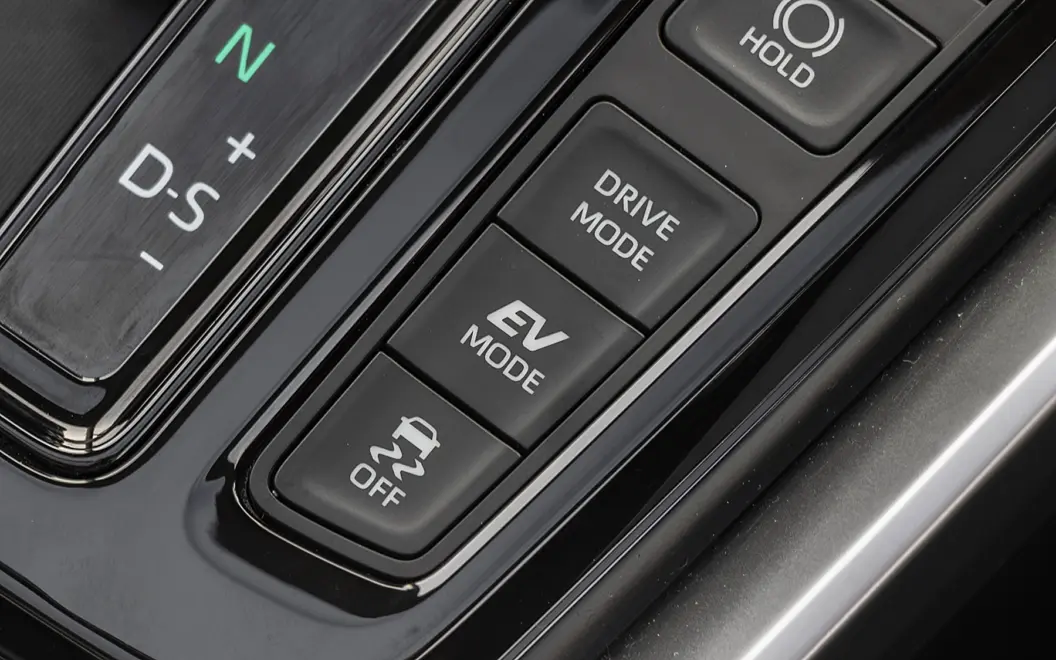 Toyota Innova Hycross Drive Mode Selector