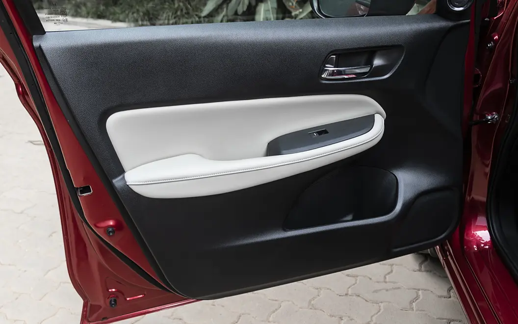 Honda City Hybrid eHEV [2022-2023] Front Passenger Door