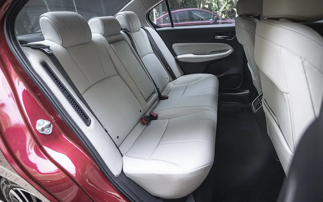 Honda City Hybrid eHEV [2022-2023] Rear Passenger Seats