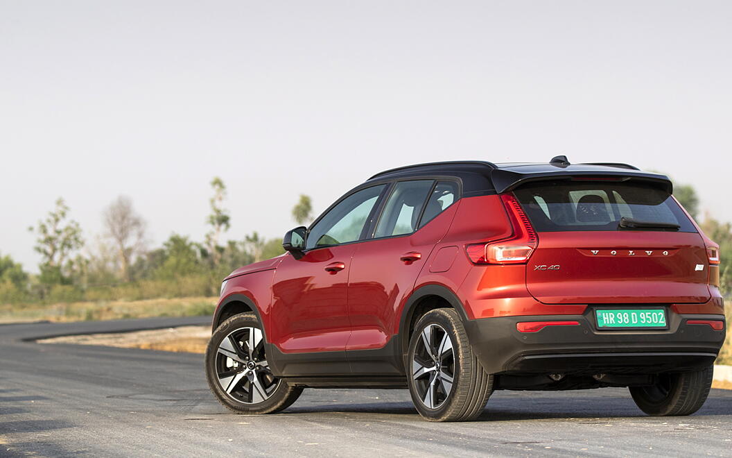 XC40 Recharge Rear Left View