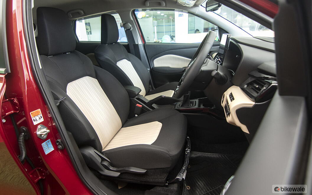 Toyota Glanza Front Seats