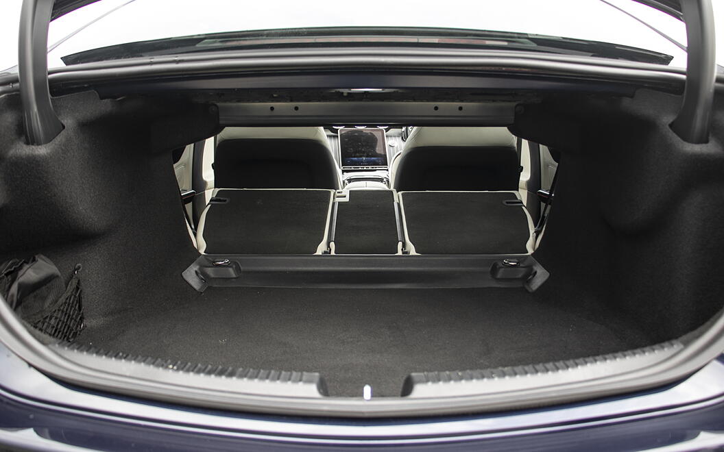 Mercedes-Benz C-Class Bootspace with Folded Seats