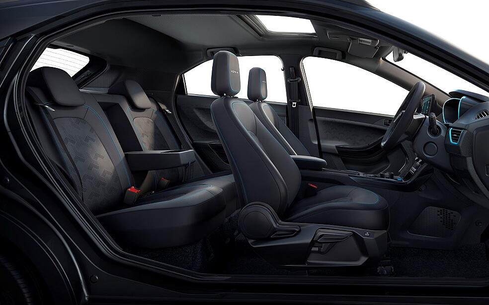 Tata Nexon EV Max Front Seats