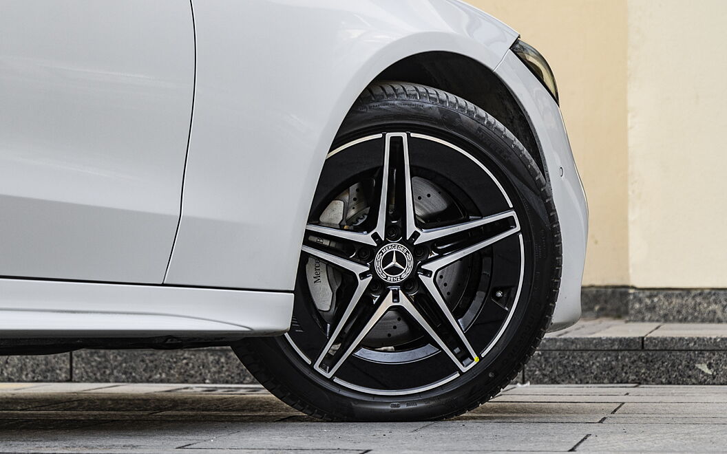 Mercedes-Benz C-Class [2018-2022] Tyre