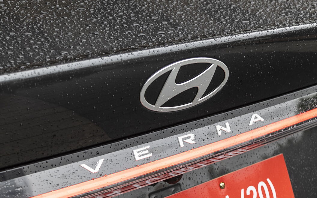 Hyundai Verna Brand Logo