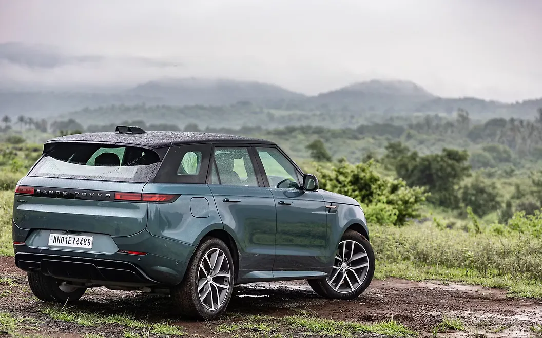 Land Rover Range Rover Sport Right Rear View