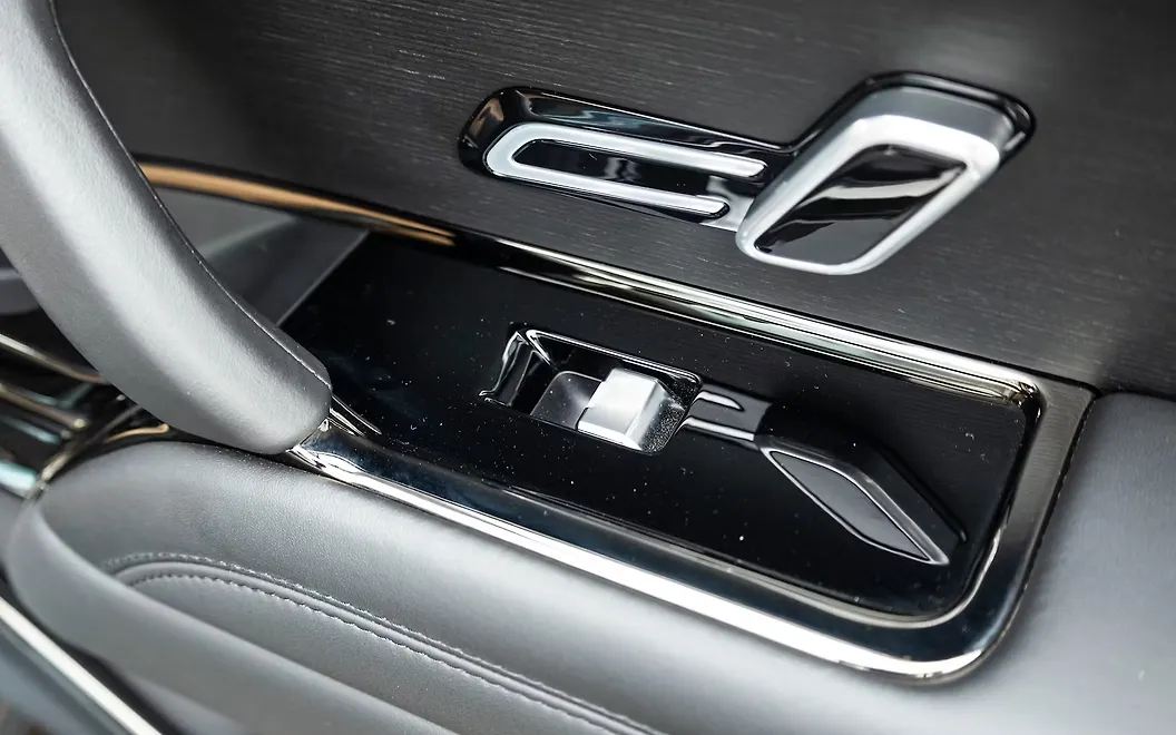 Land Rover Range Rover Sport Passenger Window Controls