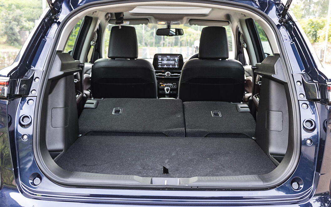 Maruti Suzuki Grand Vitara Bootspace with Folded Seats