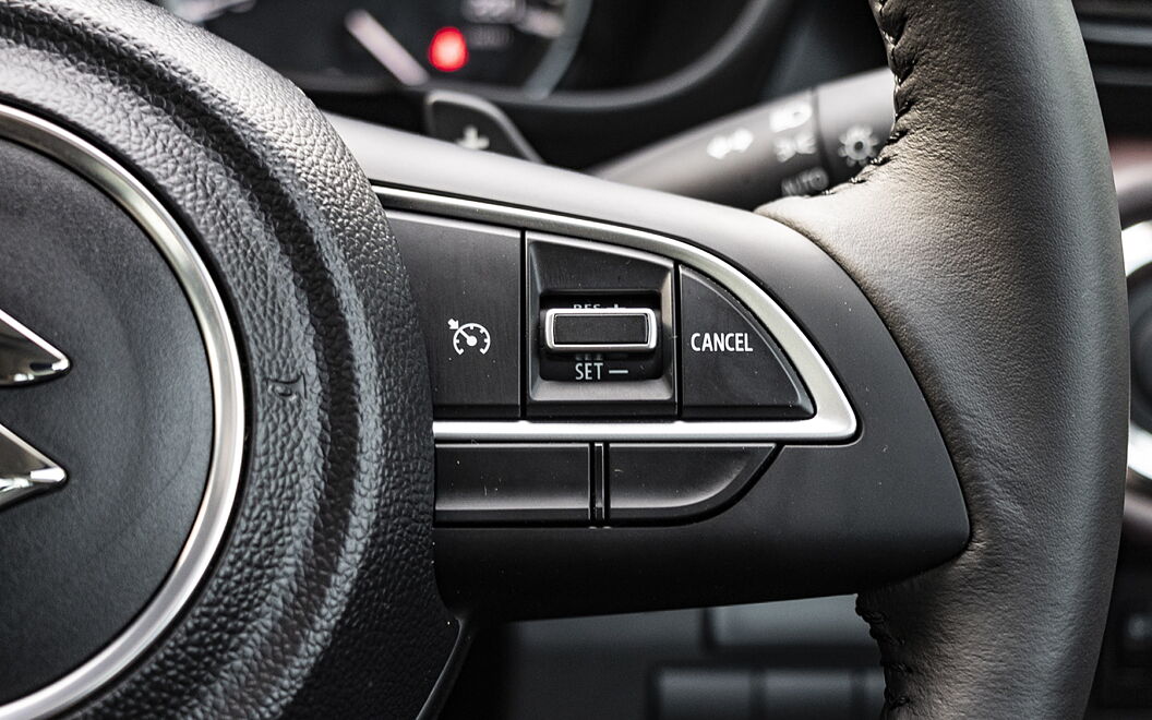 Maruti Suzuki Grand Vitara Steering Mounted Controls - Right