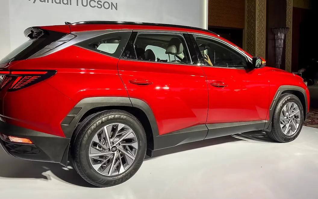 Hyundai Tucson - Rear View | Hyundai Tucson Images