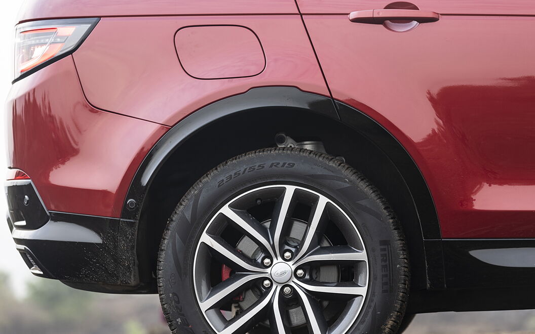 Land Rover Discovery Sport Rear Wheel