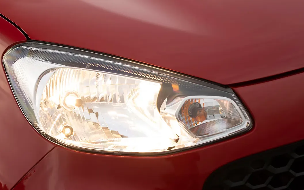 alto car head light price