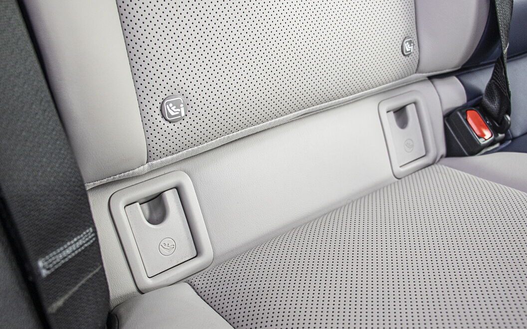 Lexus UX 300e Child Seat Mounting Point