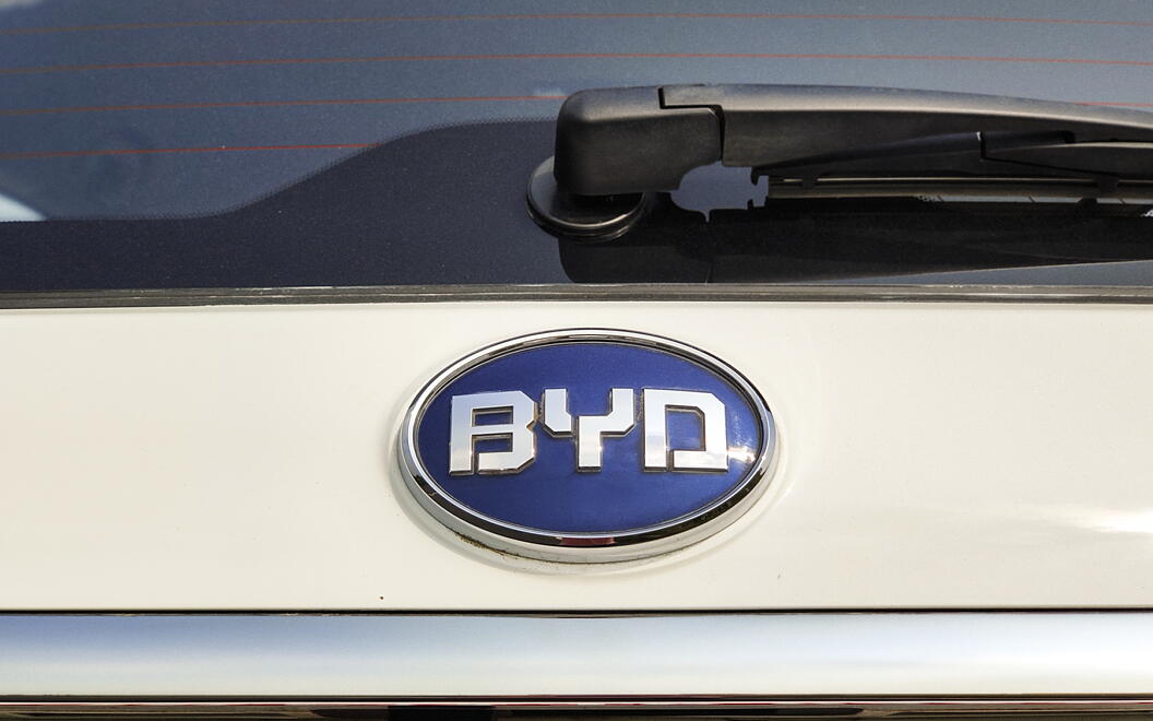 BYD e6 Brand Logo