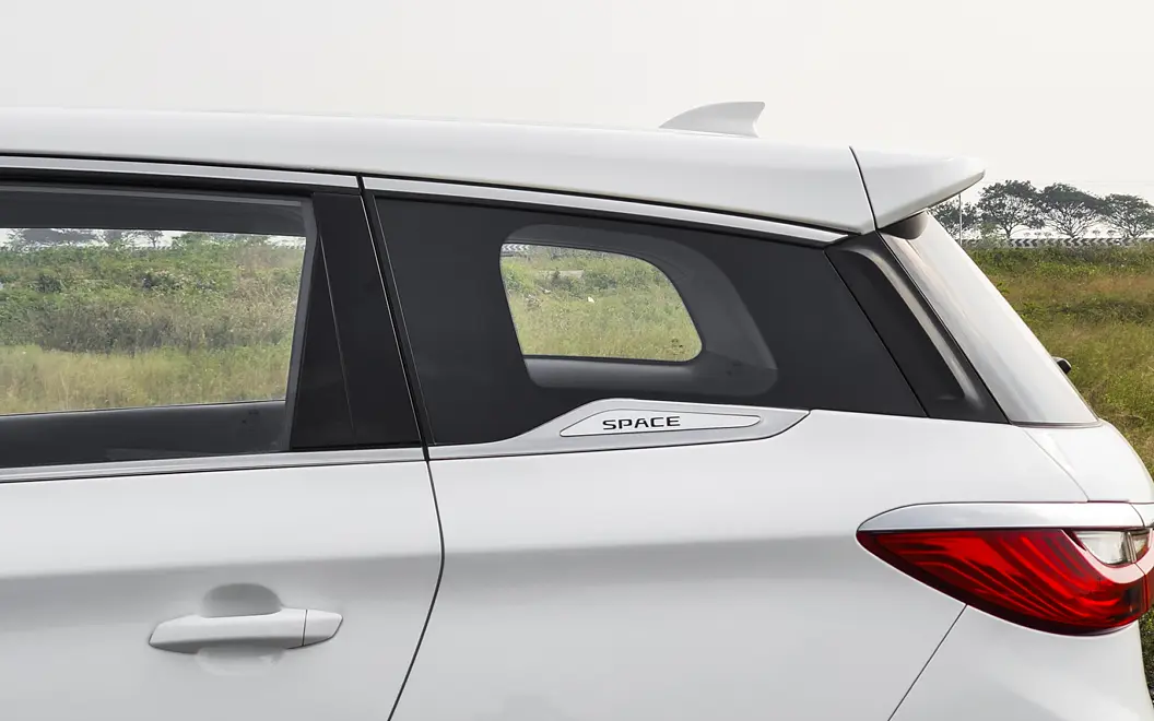 BYD e6 Side Rear View