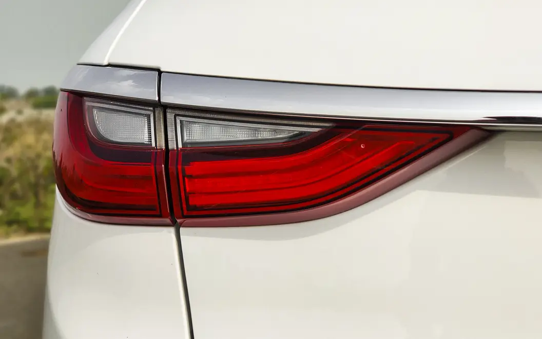 BYD e6 Tail Light