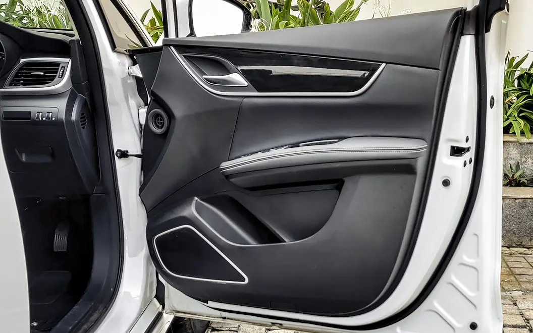 BYD e6 Driver Door