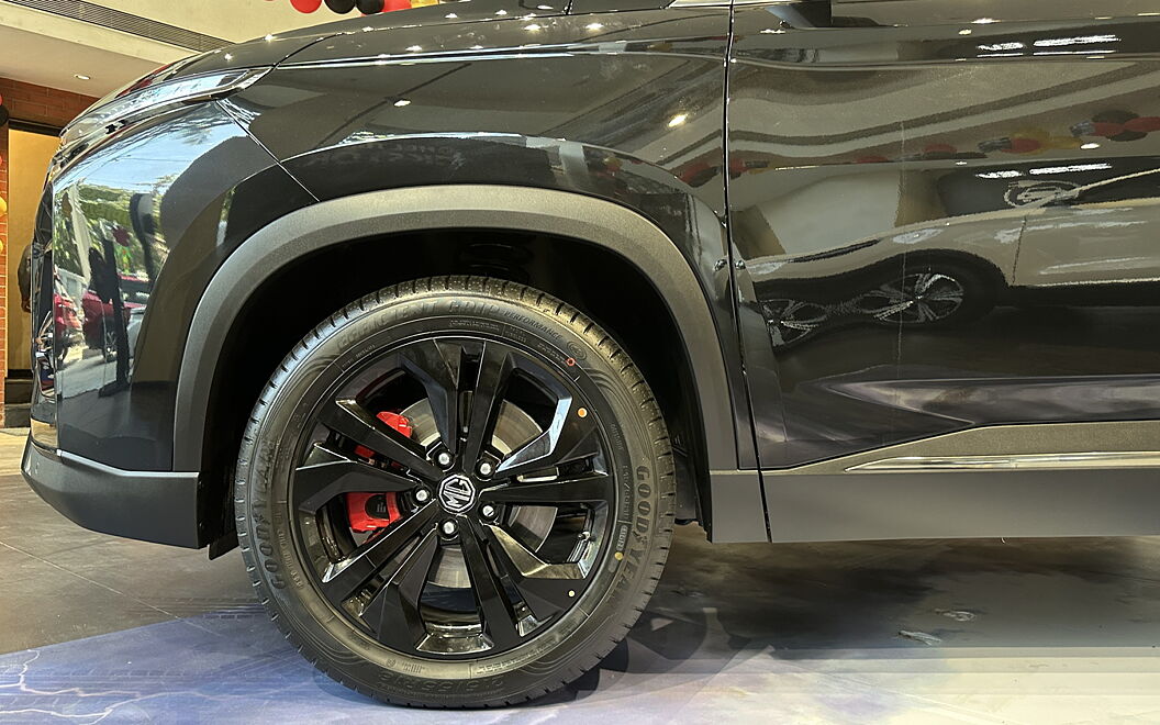 MG Hector Front Wheel