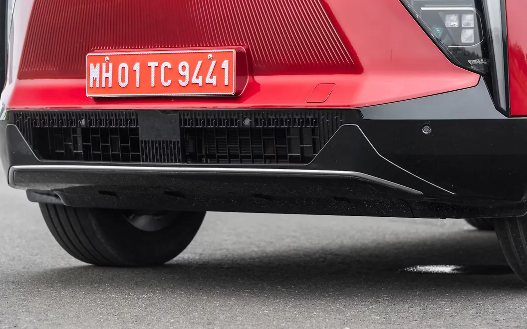 Mahindra XEV 9e Front Bumper