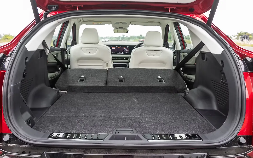 Mahindra XEV 9e Bootspace with Folded Seats