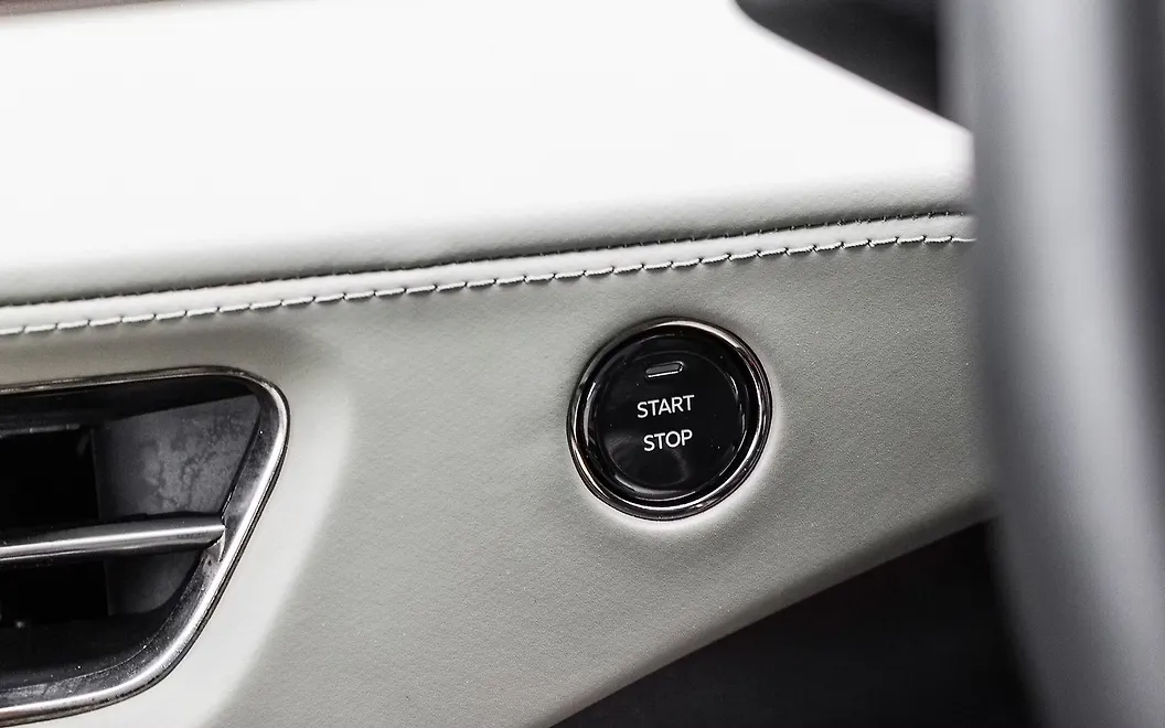 Mahindra XEV 9e Push Button Start/Stop