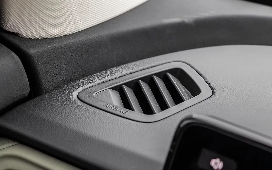 Mahindra XEV 9e Front Tweeters