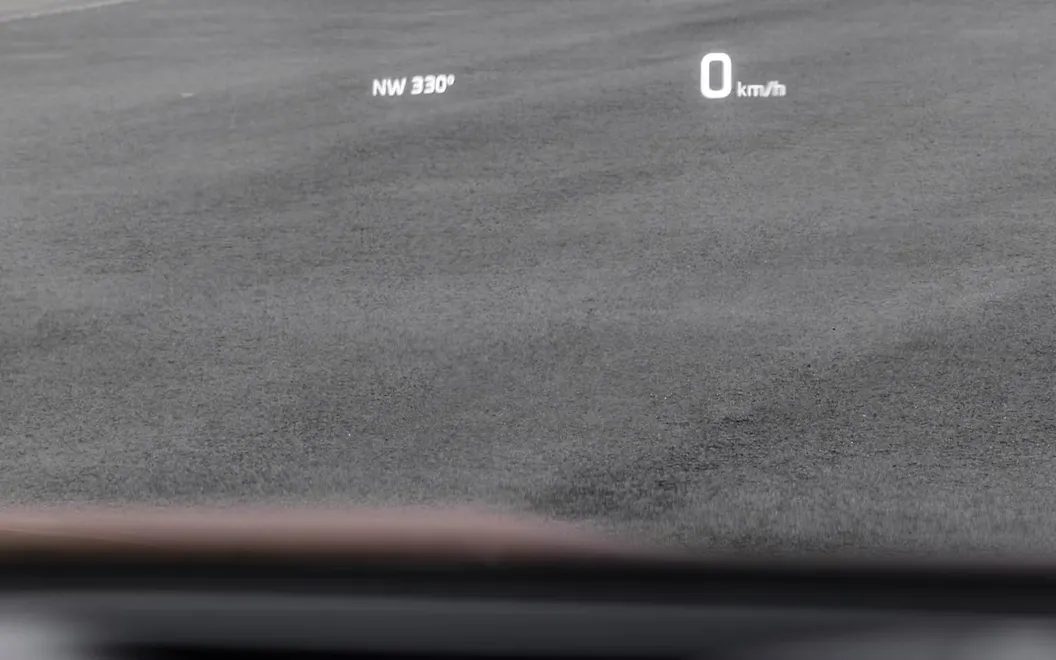 Mahindra XEV 9e Head Up Display