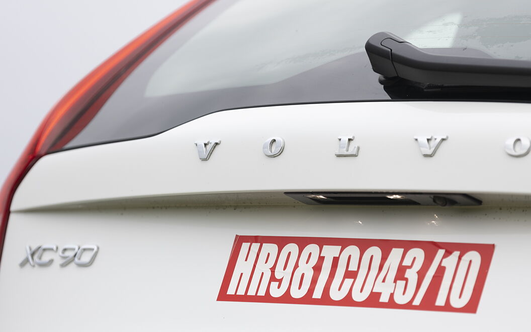 Volvo XC90 Brand Logo