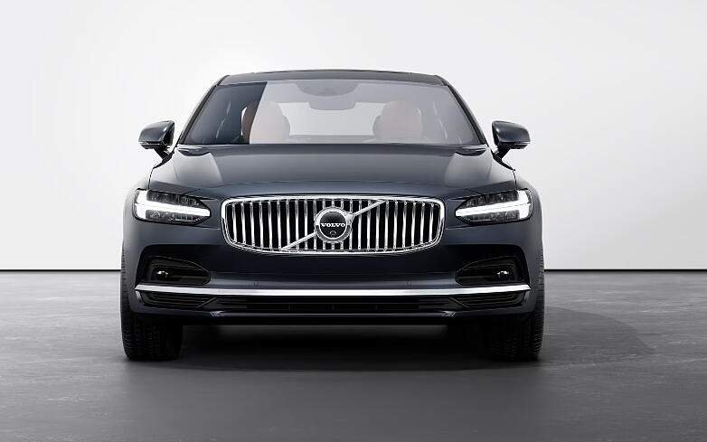 S90 Front View