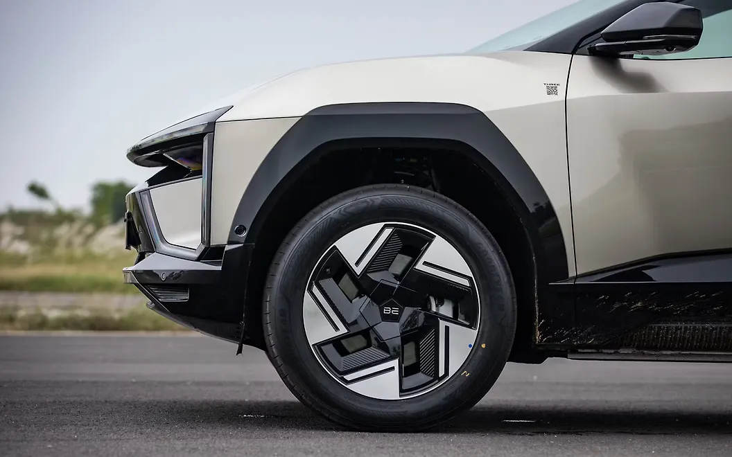Mahindra BE 6 Tyre