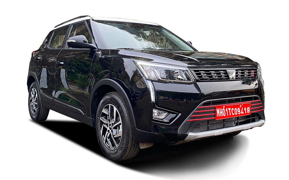 Mahindra XUV300 TurboSport Front Right View