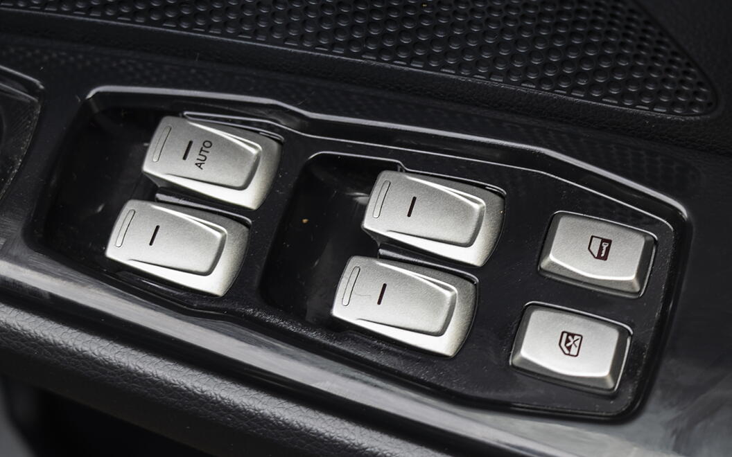 Mahindra XUV300 TurboSport Driver Window Controls