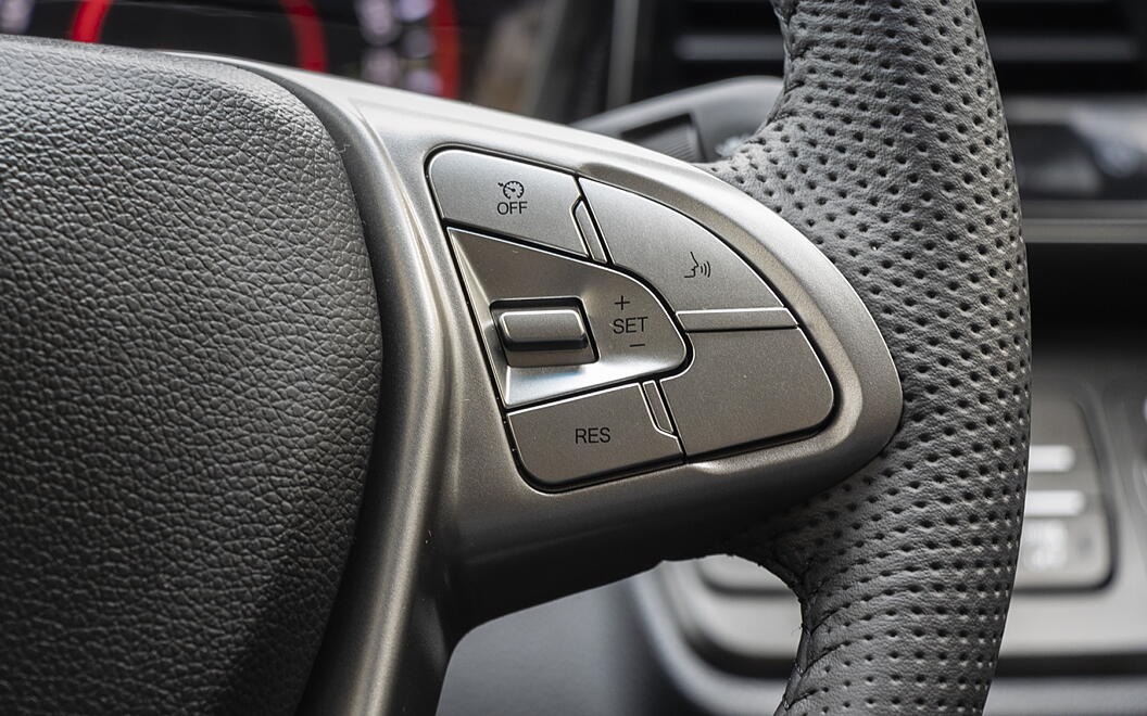 Mahindra XUV300 TurboSport Steering Mounted Controls - Right
