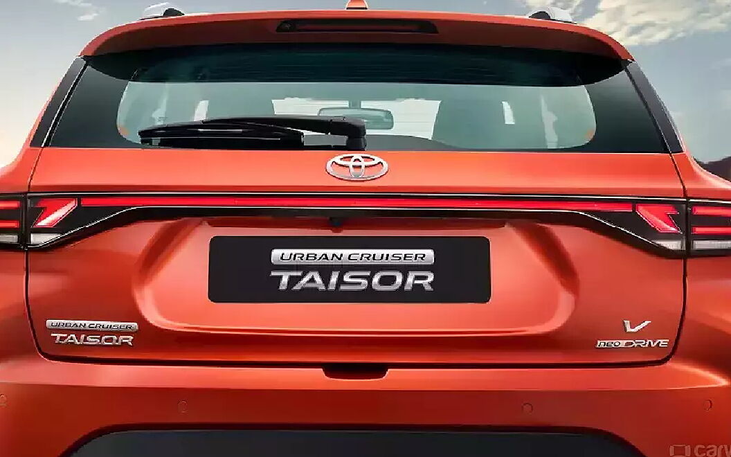 Toyota Urban Cruiser Taisor Rear Windscreen