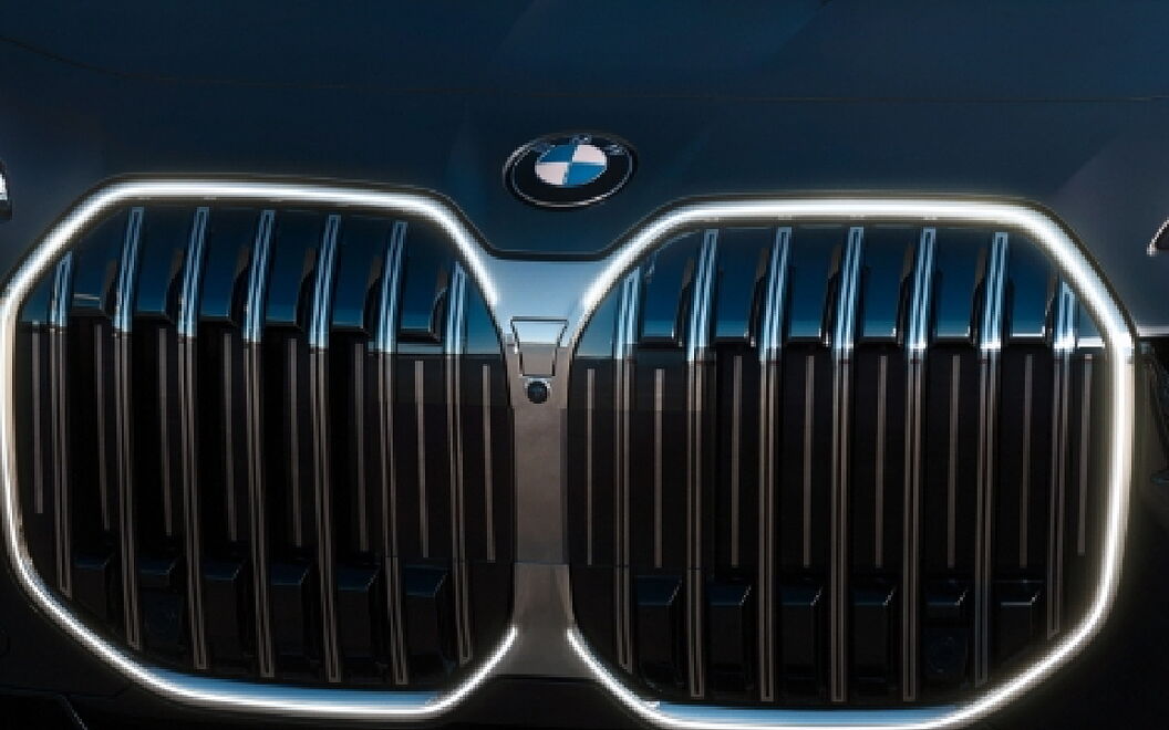 BMW 7 Series Front Grille