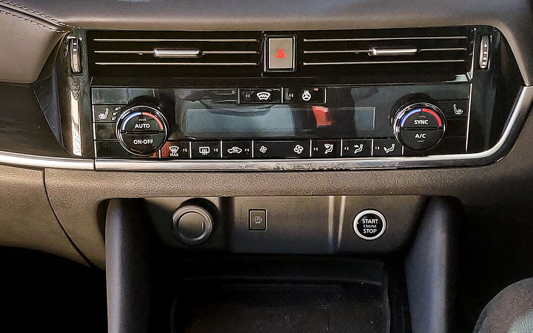Nissan Qashqai AC Controls