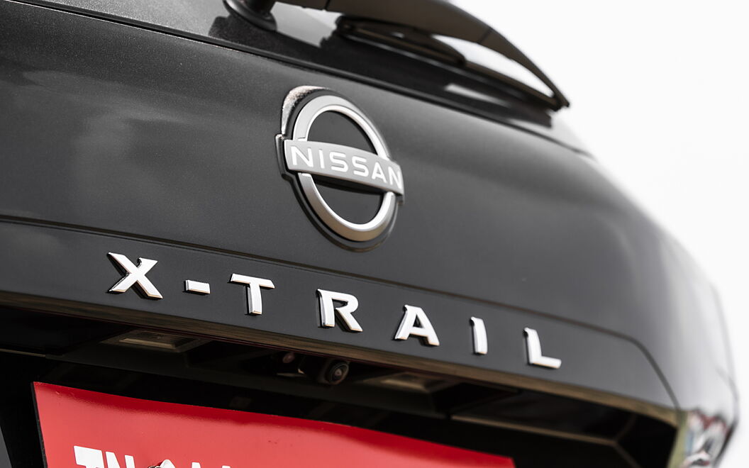 Nissan X-Trail Brand Logo