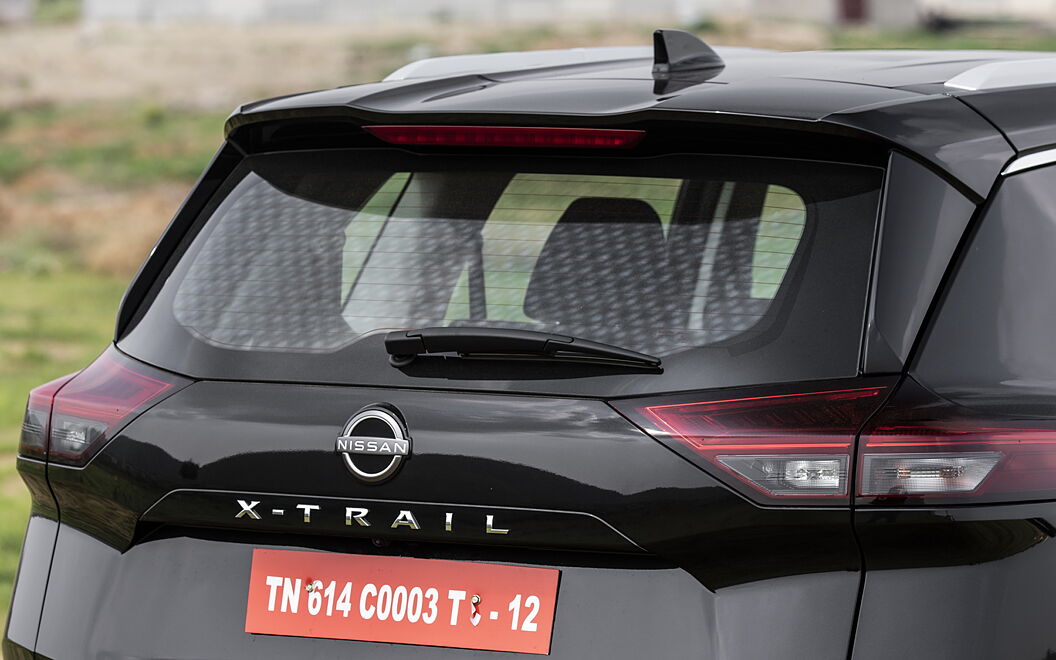 Nissan X-Trail Rear Windscreen