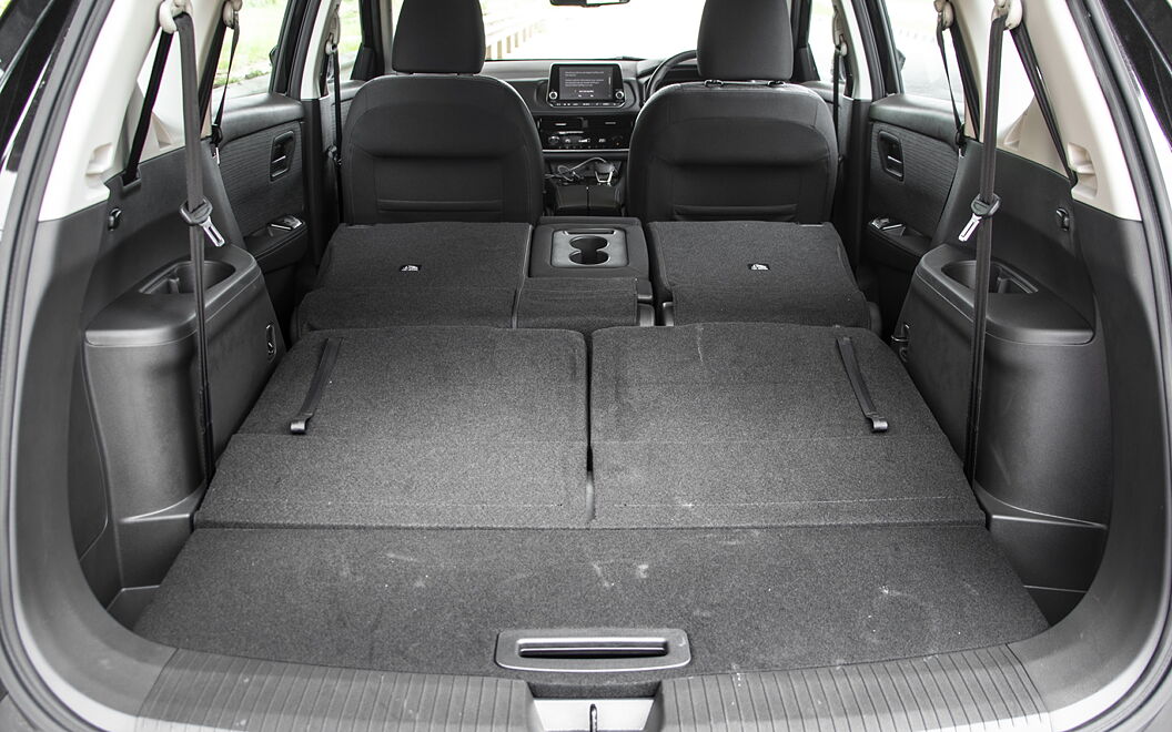 Nissan X-Trail Bootspace with all Seats Folded