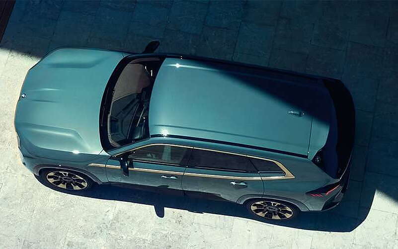 BMW XM Roof