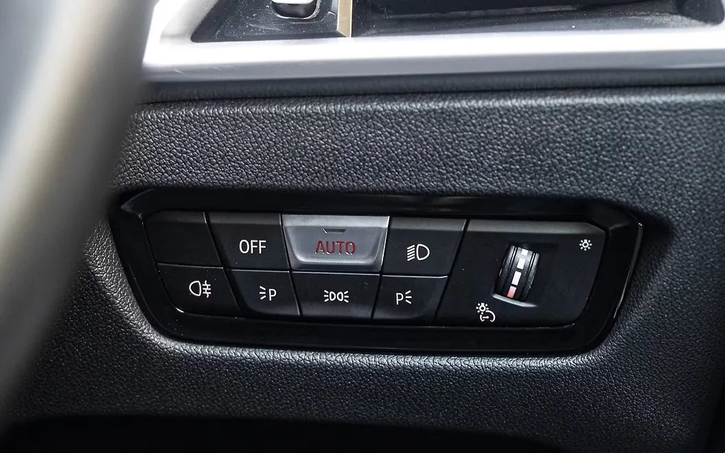 BMW M340i Dashboard Switches