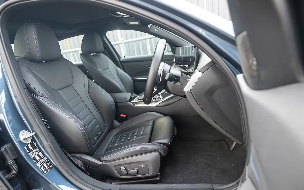 BMW M340i Front Seats