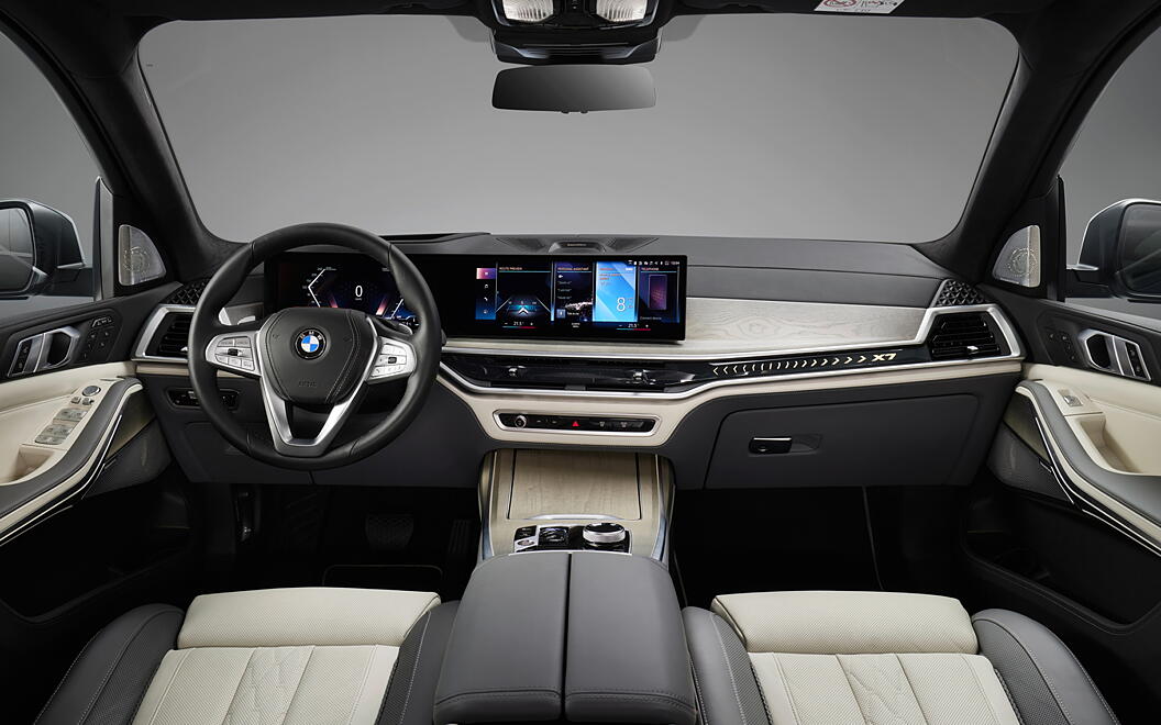 BMW X7 DashBoard
