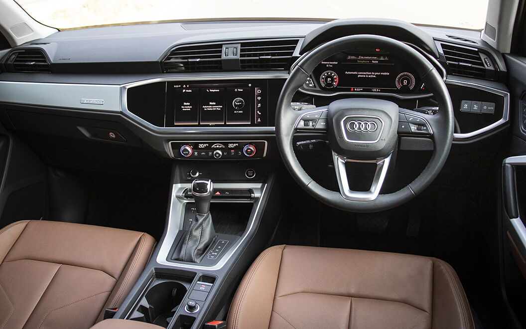 Audi Q3 DashBoard