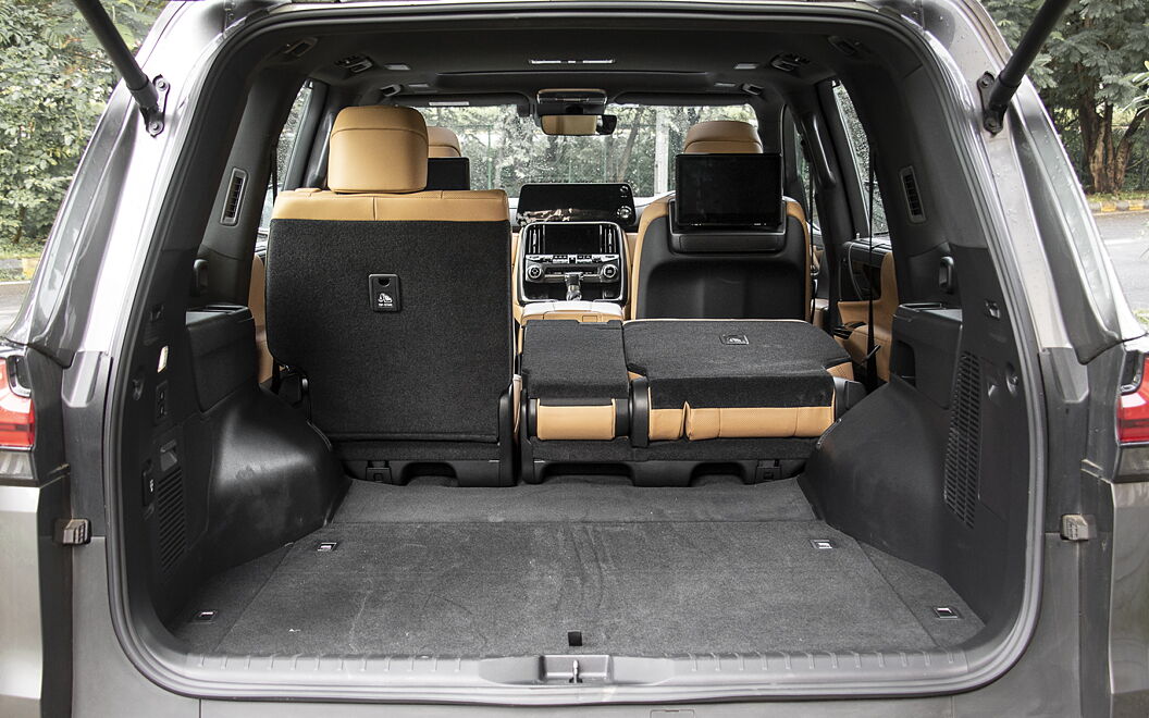 Lexus LX Bootspace with Split Seat Folded