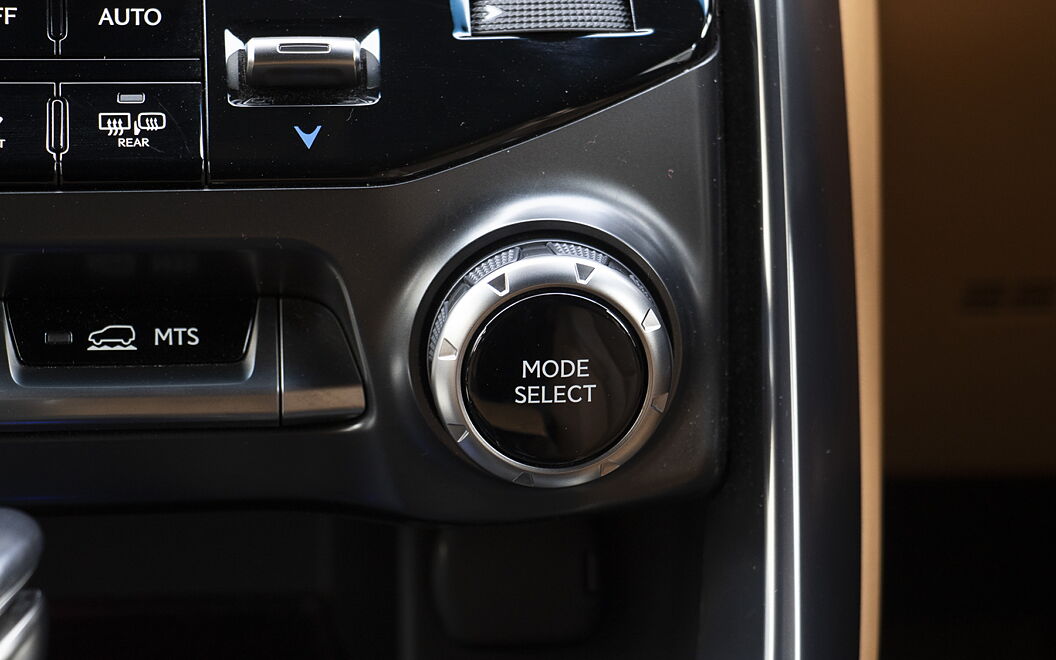 Lexus LX Drive Mode Selector