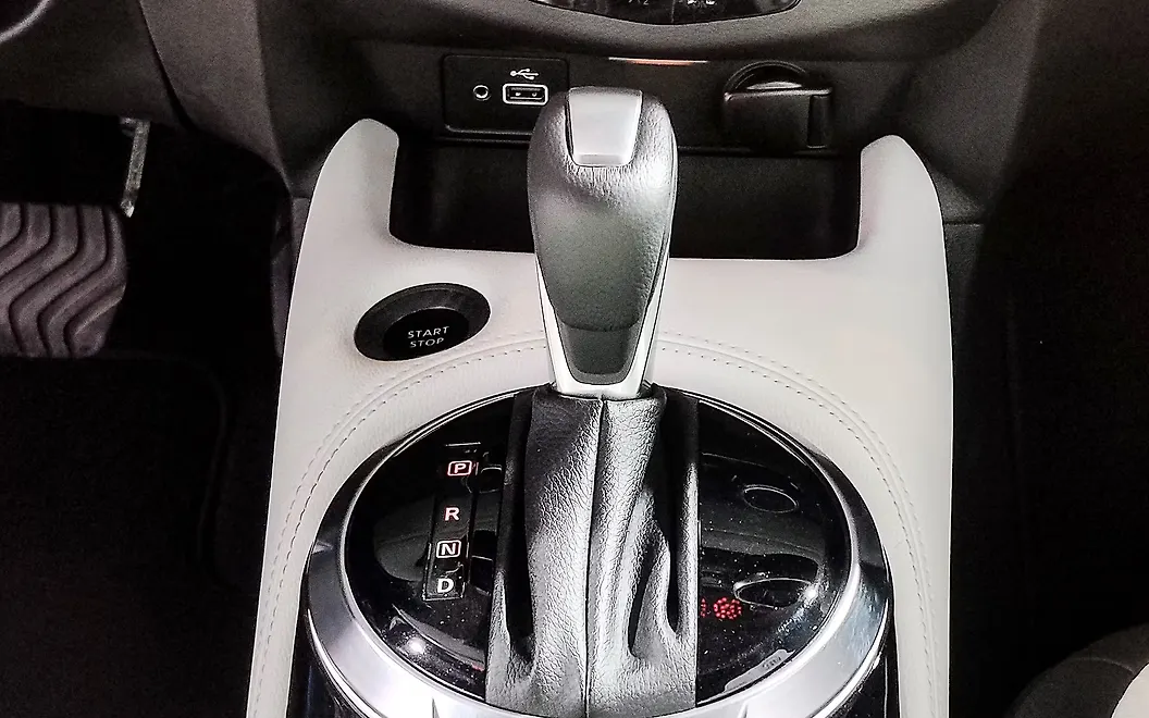 Nissan Juke Images Juke Exterior, Road Test and Interior Photo Gallery