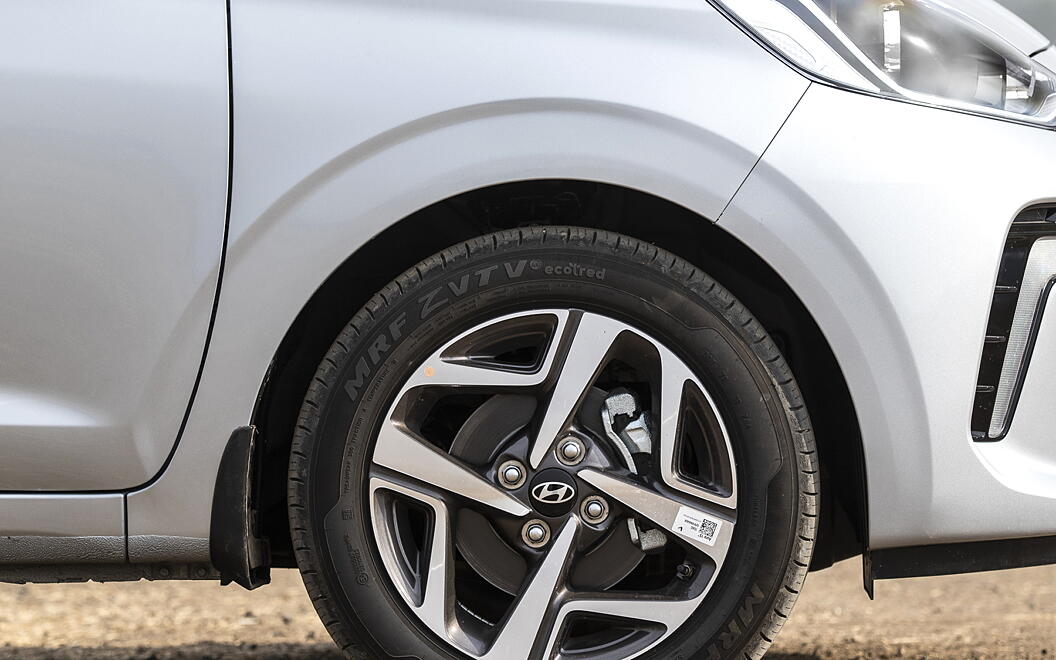 Hyundai Aura Front Wheel