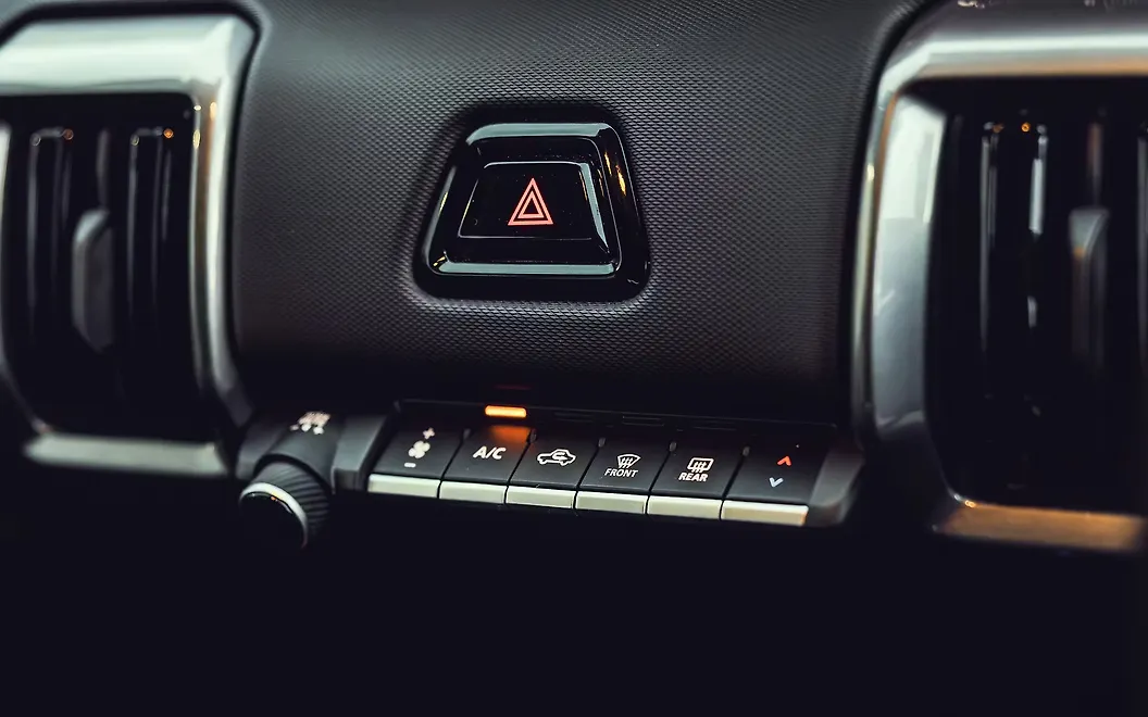 e Vitara AC Controls